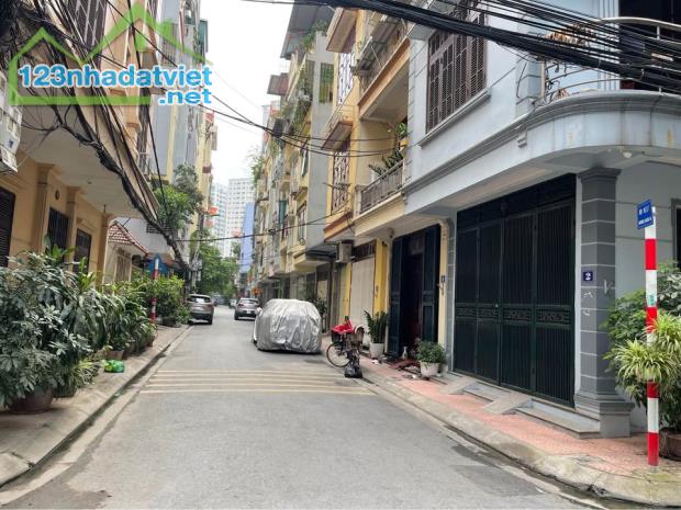 Bán nhà Xuân La vỉa hè phân lô ô tô tránh kinh doanh đỉnh 60m-19 tỷ sổ nở hậu
