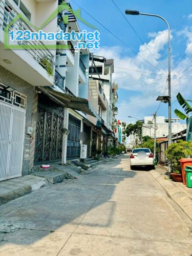 Bán đất Hẻm xe hơi đường An Dương Vương Bình Tân , 75 m2 ( 4.6x16m) Giá 6.3 tỷ