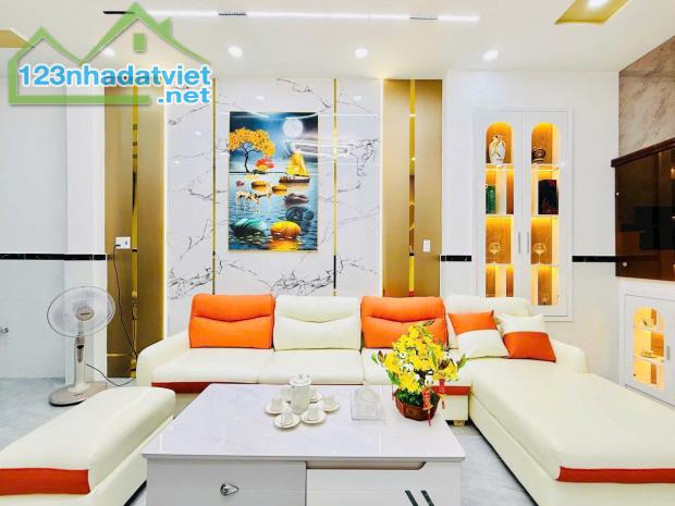 Bán nhà đẹp lung linh hẻm xe hơi đường Quang Trung,P.14, 4 x 15, 4 lầu, 4PN giá 6.65 tỷ tl - 3