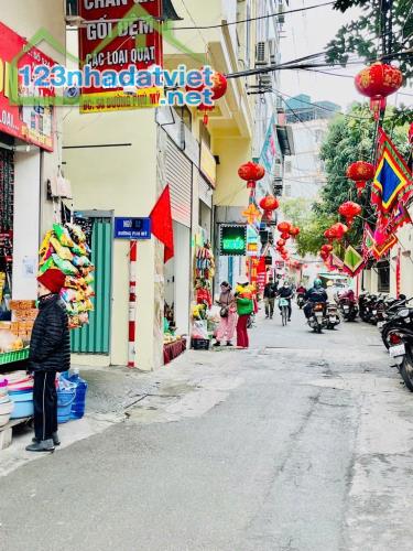 BÁN NHÀ ĐƯỜNG PHÚ MỸ ,NGÕ RỘNG, NHÀ THOÁNG