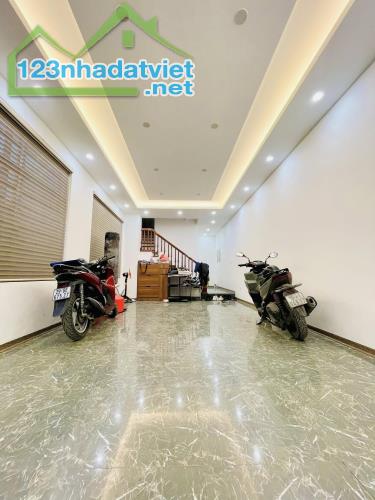 Nhà Lô Góc 6 tầng Thang Máy Trong Ngõ Lạc Long Quân, Cầu Giấy, Hà Nội. 60m2 - 21.5 Tỷ - 5