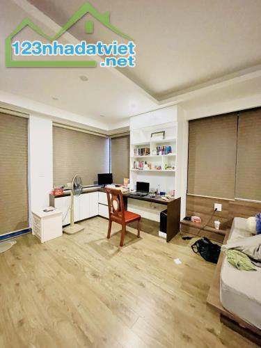 Nhà Lô Góc 6 tầng Thang Máy Trong Ngõ Lạc Long Quân, Cầu Giấy, Hà Nội. 60m2 - 21.5 Tỷ - 3