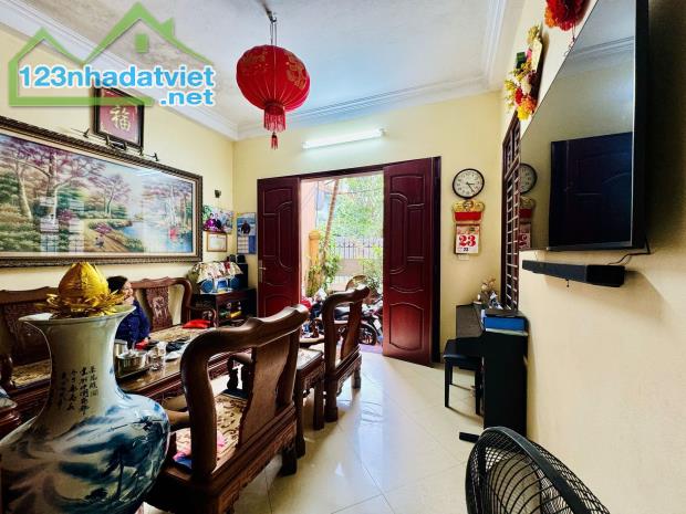 BÁN NHÀ LÔ GÓC NGÕ NÔNG GẦN PHỐ 19 TỶ 71m 5 TẦNG MT 5,6m Ô TÔ 4 CHỖ ĐỖ CỬA XUÂN LA TÂY HỒ - 4