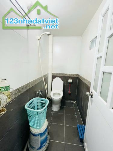 Bán nhà 73M2, HẺM XE HƠI 5M, SÁT ĐƯỜNG LỚN, Gần chợ Phú Xuân, Phạm Hữu Lầu, Quận 7.