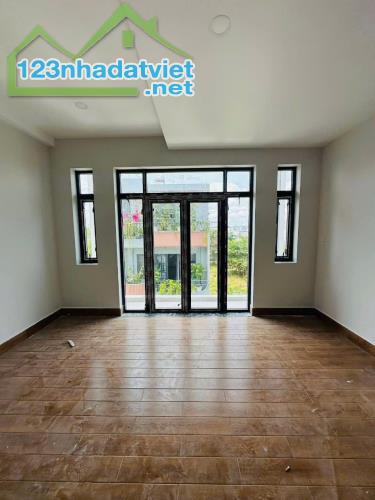 BÁN NHÀ MỚI XÂY ĐƯỜNG 8M CÁCH 250M RA MT HOÀNG QUỐC VIỆT QUẬN 7, 5 TẦNG-61M2-10.8 TỶ