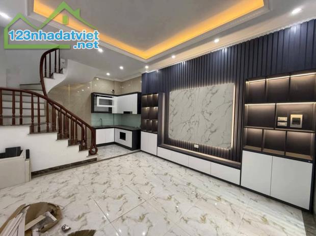 💥Quoanh 1,5tỷ có nhà phố Quang Trung HĐ gần nhà Thi Đấu ,gần  các trường cấp 1,2,3 toàn t