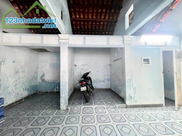 Chỉ 1,2x tỷ. Bán đất tặng nhà c4 đầy đủ công năng sát Cầu Nguyễn Hoàng - Kim Long ,TP - 3