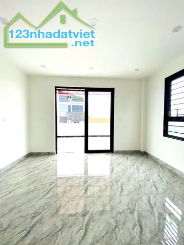 SIÊU PHẨM LONG BIÊN - LÔ GÓC - MẶT NGÕ Ô TÔ TRÁNH - 6 TẦNG THANG MÁY - KINH DOANH - Ở SƯỚN - 5