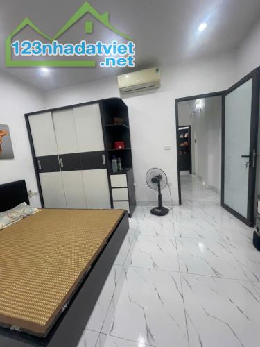 NHÀ ĐẸP FULL NỘI THẤT 40m2 AN DƯƠNG- 2 THOÁNG- LÔ GÓC 3.2 TỶ