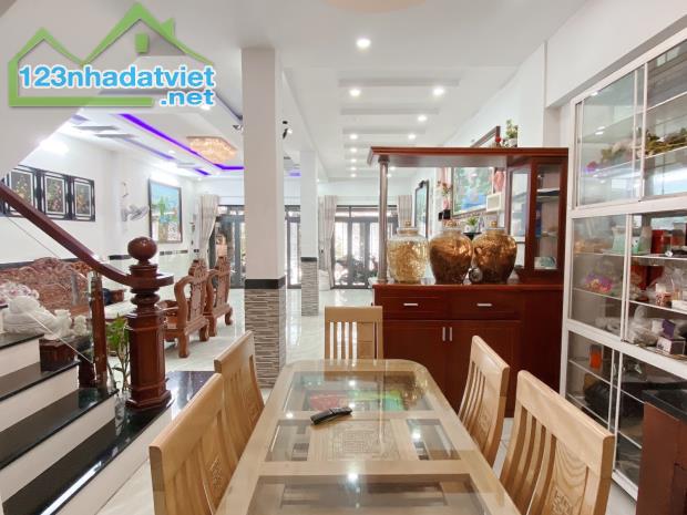 TÂN BÌNH - HẺM 6M Ô TÔ GẦN MT TRƯỜNG CHINH - DT:75M2 [ 5,5 X 15M ] 3 TẦNG - CHỈ 10 TỶ - 2
