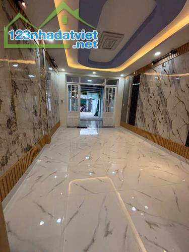 Cần tiền làm ăn bán lại căn nhà 143m2 ở Hóc môn giá 1 tỷ 050 triệu. - 4