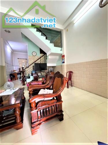 6 TỶ TL - NHÀ TÂN BÌNH GIÁP Q10 - XE HƠI VÀO NHÀ - 2 MẶT TIỀN HẺM THÔNG - DT 4x13.5M 2 LẦU - 2