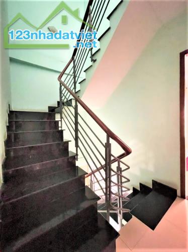 6 TỶ TL - NHÀ TÂN BÌNH GIÁP Q10 - XE HƠI VÀO NHÀ - 2 MẶT TIỀN HẺM THÔNG - DT 4x13.5M 2 LẦU - 1