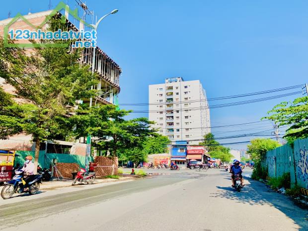 Đất Xây Cao Hầm 5 Tầng Ngay Bạch Đông Ôn,An Khánh,Q2-DT:357m2(21,5mx24,5m)-Giá 180tr/m2 - 1