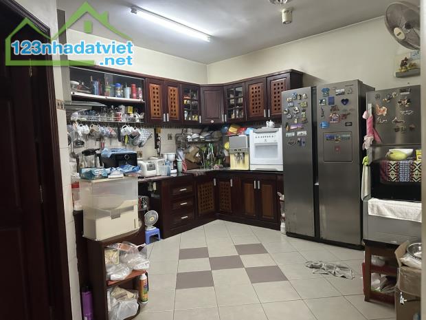 Biệt thự mini mặt tiền đường số Phường Tân Quy, Q7, Tp. HCM - 5