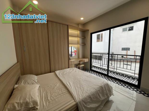 NHỈNH 8 TỶ TL - NHÀ HXH SÁT MẶT TIỀN F. TÂN ĐỊNH QUẬN 1 - 3 TẦNG 4PN TẶNG NỘI THẤT -SỔ ĐẸP - 1