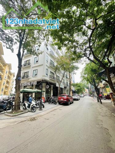 TÒA SIÊU VIP-LÔ GÓC-Phố Nguyễn Khánh Toàn 111m/8Tầng/MT 23m 69 Tỷ, Dòng tiền cao