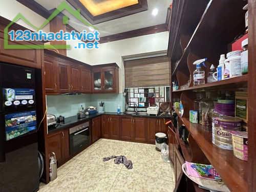 Cắt lỗ nhà Foresa  Xuân Phương 91x4T, MT6m, vỉa hè ô tô tránh, 20 tỷ - VIEW CÔNG VIÊN - 1
