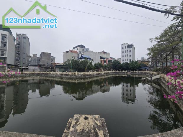 Cắt lỗ nhà Foresa  Xuân Phương 91x4T, MT6m, vỉa hè ô tô tránh, 20 tỷ - VIEW CÔNG VIÊN