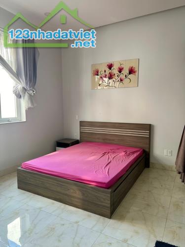 CẦN BÁN GẤP KHU DÂN CƯ PHI LONG DT: 85M2 (5 X 17M), 4 TẦNG, 4PN, 6WC. CHỈ 7 TỶ - 3