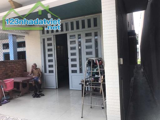 NHÀ MẶT TIỀN QL22 - BÁN GẤP GIẢM 250 TRIỆU - 2