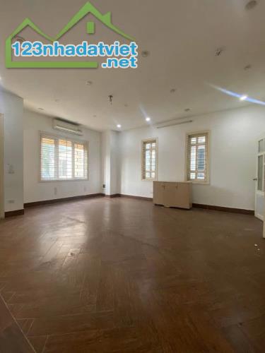 BÁN GẤP NHÀ NGUYỄN CHÁNH, CẦU GIẤY, LÔ GÓC, MẶT NGÕ 3 Ô TÔ TRÁNH, KINH DOANH, GIÁ 26.8 TỶ - 3