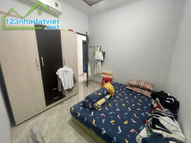 NHÀ 2 TẦNG MẶT TIỀN LẠC LONG QUÂN 50M2, NGANG 3,7M, GIÁ CHỈ 6 TỶ 350 - 2