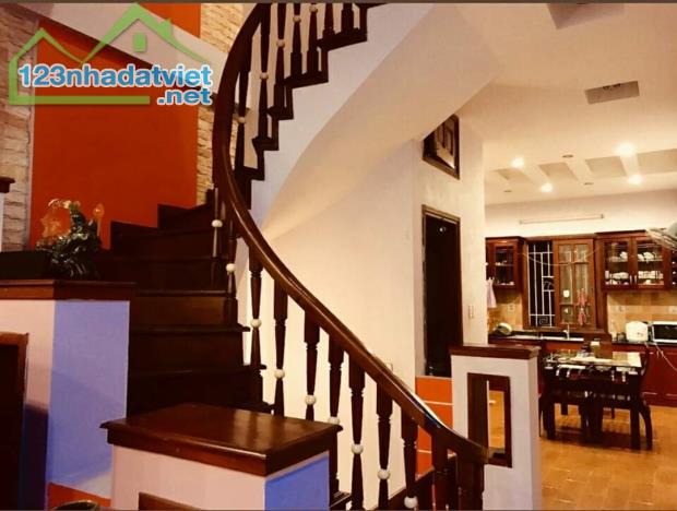 CHÍNH CHỦ CẦN BÁN GẤP ĐẤT VÀNG PHÂN LÔ HOÀNG CẦU DT61m2, ÔTÔ KINH DOANH - 1