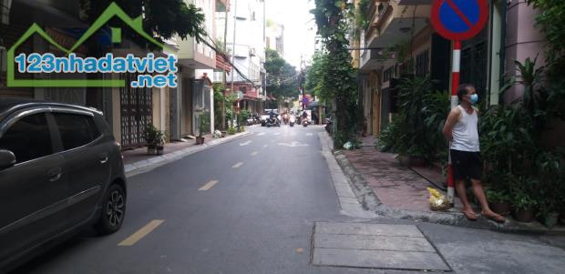 CHÍNH CHỦ CẦN BÁN GẤP ĐẤT VÀNG PHÂN LÔ HOÀNG CẦU DT61m2, ÔTÔ KINH DOANH - 4