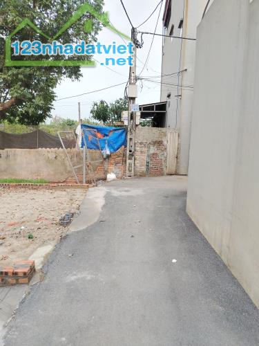 Hiếm bán lô đất 107m giá 2.6 tỷ gần chợ Bần, Mỹ Hào, Hưng Yên