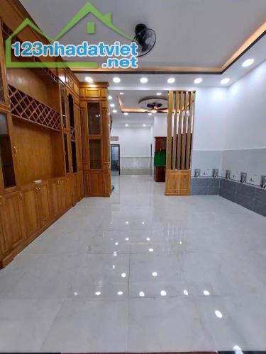 chủ nhà kẹt tiền cần bán nhà ngay trung hóc môn giá 630 triệu - 1