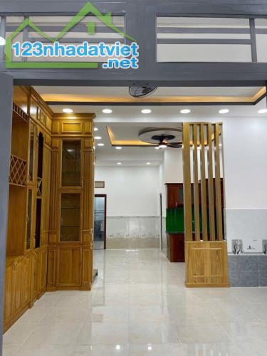chủ nhà kẹt tiền cần bán nhà ngay trung hóc môn giá 630 triệu - 3