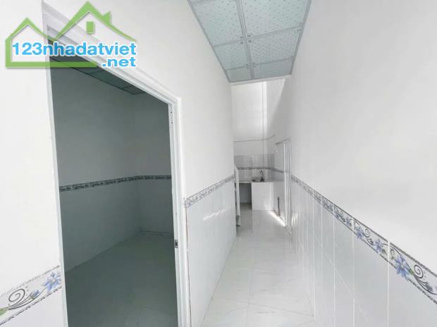 Bán gấp nhà đường Giồng Cát, Củ Chi 125m2 2PN SHR. Giá bán 650 triệu - 3