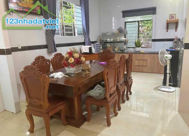 Nhà vườn đẹp cần tìm chủ mới ở gần Bò Tơ Hồng Đào Củ Chi dt 170m2 có thổ. 715 TRIỆU. - 3