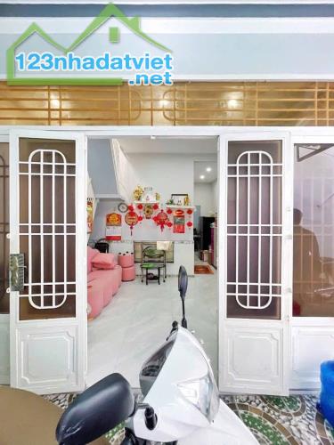 cần ra gấp căn nhà 78m2 sổ hồng riêng 690tr ở Trung Chánh Hóc Mônn !!! - 5
