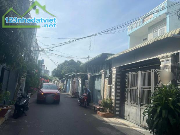Kẹt tiền bán gấp nhà C4 Thới Tam Thôn, Hóc Môn – Sổ hồng riêng – Chỉ 750Tr! - 2