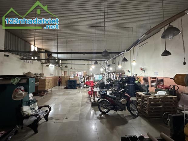 Bán Nhà C4 Bình Hưng Hoà, Bình Tân, tiện xây mới 300m2 Thổ, chỉ 40tr/m2 - 2