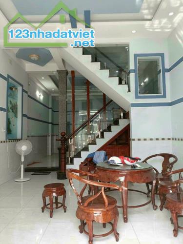 bán nhà xuân thới sơn hóc môn  diện tích 5x20 1 trệt 2 lầu ,6pn,3wc giá 4 tỷ 8 - 3