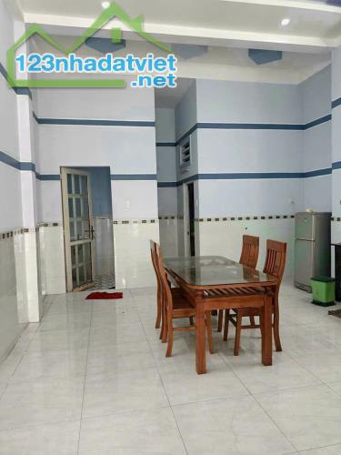 bán nhà xuân thới sơn hóc môn  diện tích 5x20 1 trệt 2 lầu ,6pn,3wc giá 4 tỷ 8 - 2