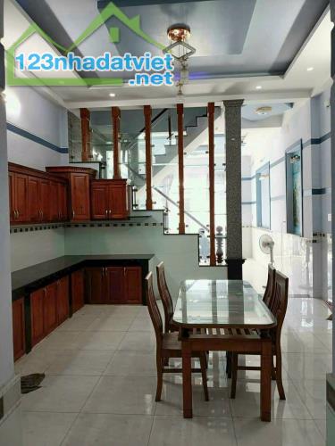 bán nhà xuân thới sơn hóc môn  diện tích 5x20 1 trệt 2 lầu ,6pn,3wc giá 4 tỷ 8 - 1