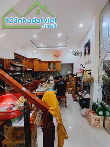 Bán nhà 100m2, 3 tầng, 3PN, 4WC, Trung Mỹ Tây 2A, Q12, 5.6 tỷ - Sổ Hồng - 2