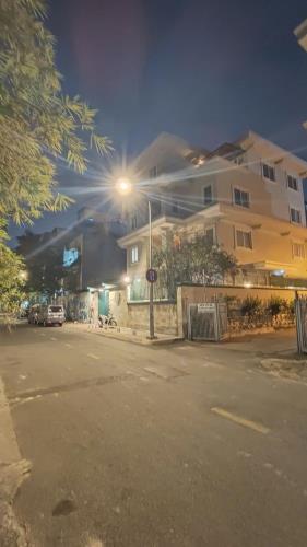 Bán nhà 3 mặt tiền Nguyễn Thành Ý 240m 4 lầu chỉ 138 tỷ Phường Đa Kao Quận 1 - 2