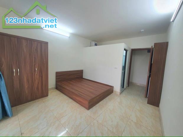 BÁN NHÀ CCMN- PHÁO ĐÀI LÁNG-7 TẦNG THANG MÁY-6 PHÒNG KÉP KÍN,FULL NỘI THẤT - 3