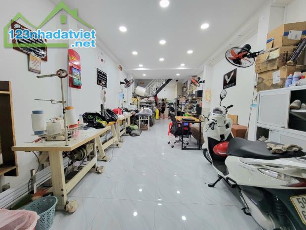 NHÀ CÒN MỚI 3 TẦNG, 3PN - TRẦN BÌNH TRỌNG - QUẬN 10 - HẺM 7M/1 GẦN MT - DT:45M2 - 10,2 TỶ - 4
