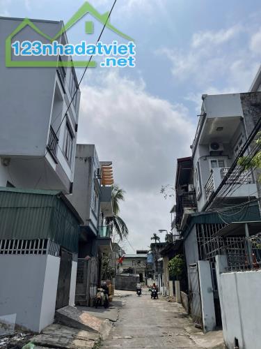 Bán Đất Ô Góc 2 Mặt Tiền Ngõ13 Cao Xanh. DT:65m2,MT:5m Oto Đỗ Cửa !!! - 1