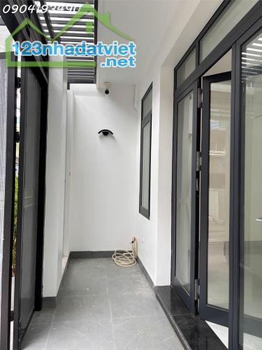 cho thuê mặt bằng tầng 1 khu B4 Nghĩa Tân Cầu Giấy HN - 1