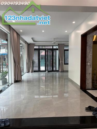 cho thuê mặt bằng tầng 1 khu B4 Nghĩa Tân Cầu Giấy HN
