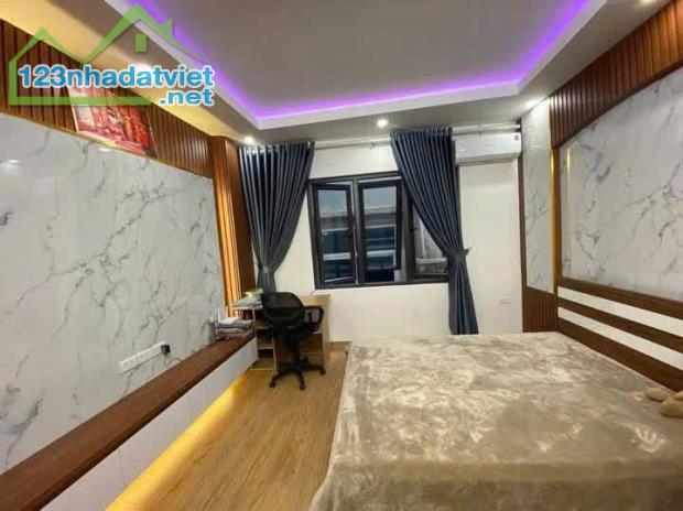 BÁN GẤP NHÀ CẦU GIẤY TRUNG TÂM TIỆN ÍCH ĐẦY ĐỦ, FULL NỘI THẤT, NGÕ ÔTÔ - 1