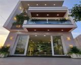 BÁN GẤP NHÀ 3 TẦNG KHU TÊN LỬA -HẺM OTO THÔNG NGANG 4*18.5M CHỈ 7 T 8  ( BỚT LỘC )