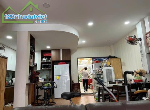NHÀ MẶT TIỀN, DT 100M²(NGANG 7.6M), 3 TẦNG BTCT, ĐƯỜNG SỐ 14, P. BÌNH AN, TP. THỦ ĐỨC - 1